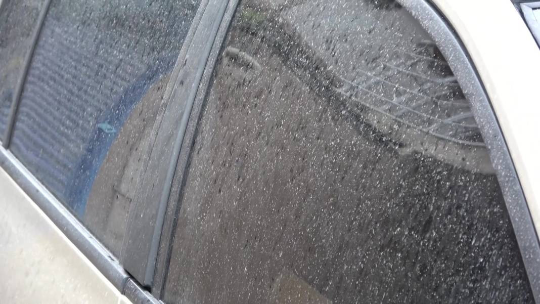 İstanbul’a gökten çamur yağdı! Oto yıkamacılar bayram etti - Resim: 3